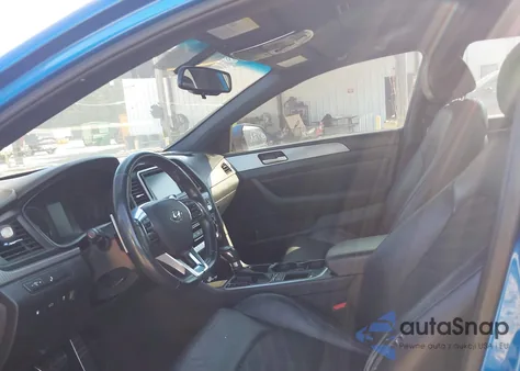 2018 Hyundai Sonata Sport z USA, uszkodzony, nr VIN 5NPE34AF3JH598130